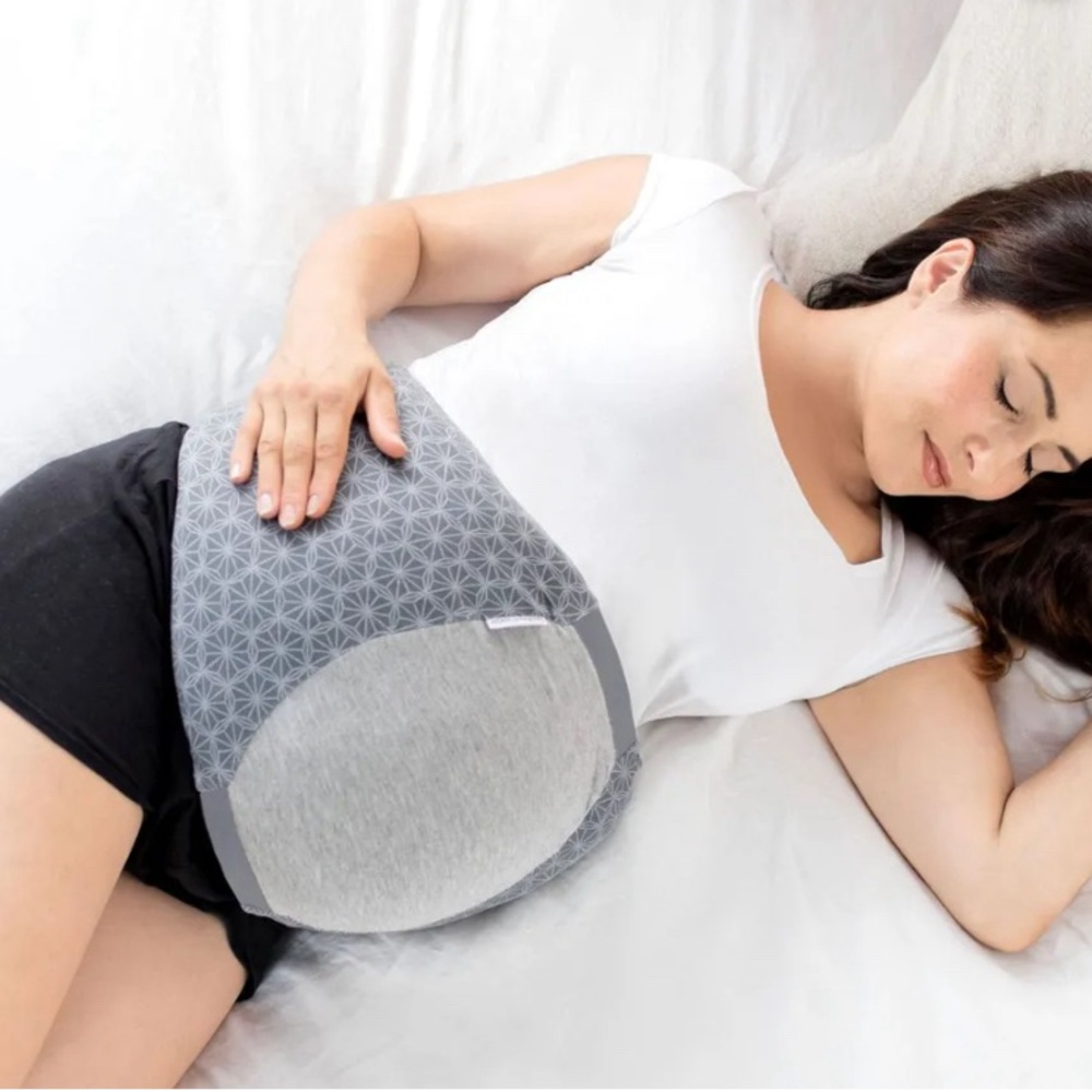 Maternity Belly support for sleeping Babymoov